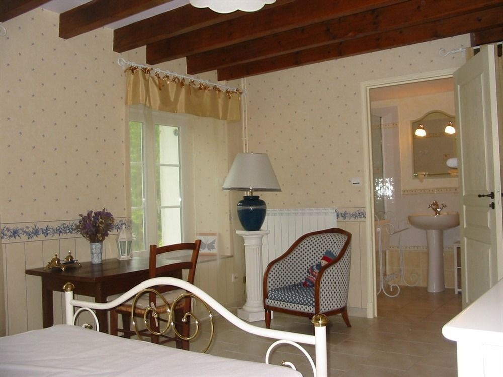 Au Pre Du Moulin Bed and Breakfast Clamanges Eksteriør billede